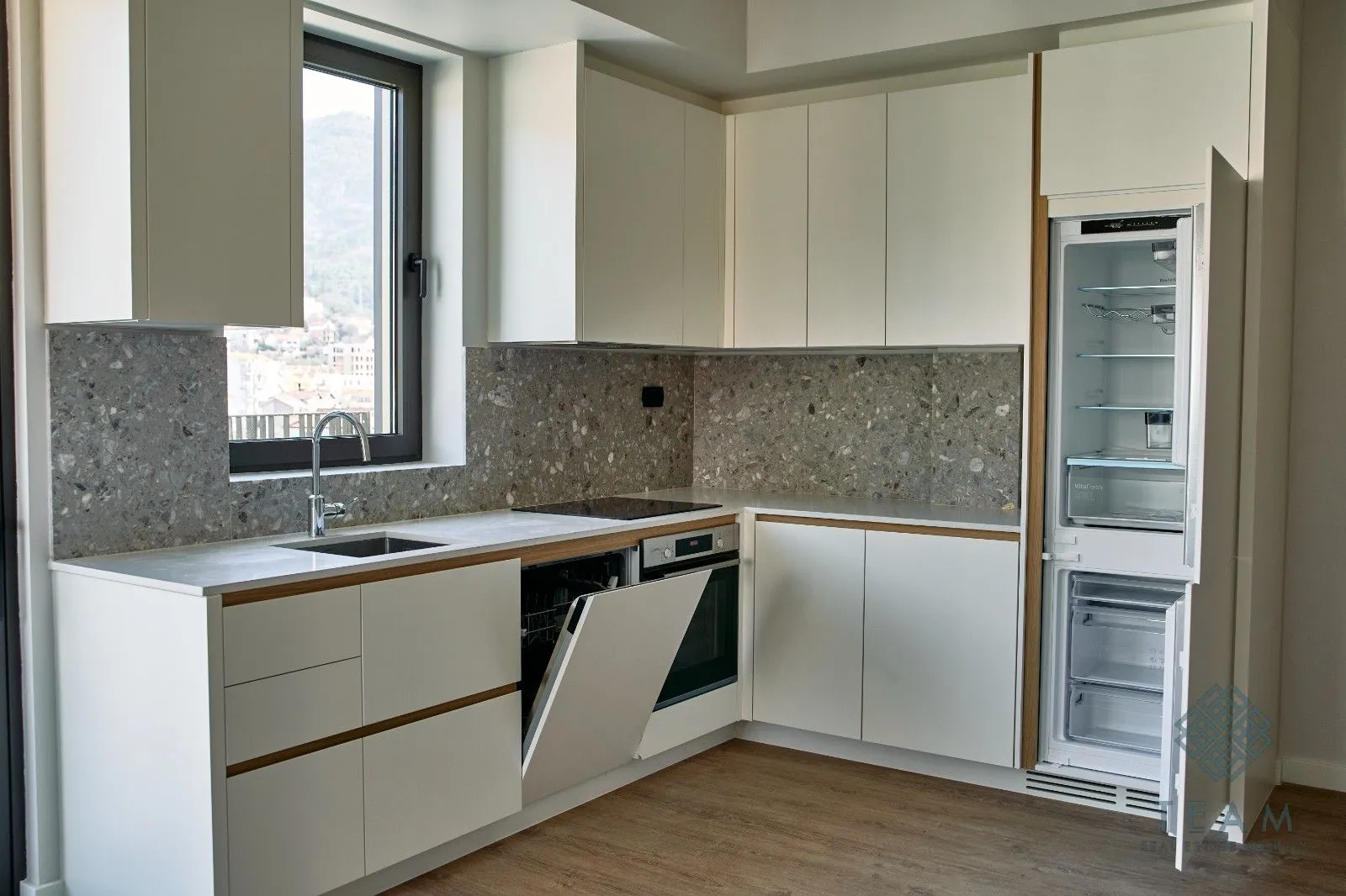Prodaja, dvosoban stan, 102m², Porto Montenegro, Tivat