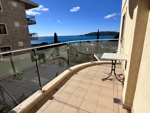 Sale, one bedroom apartment, 59m², Bečići, Budva - image 10