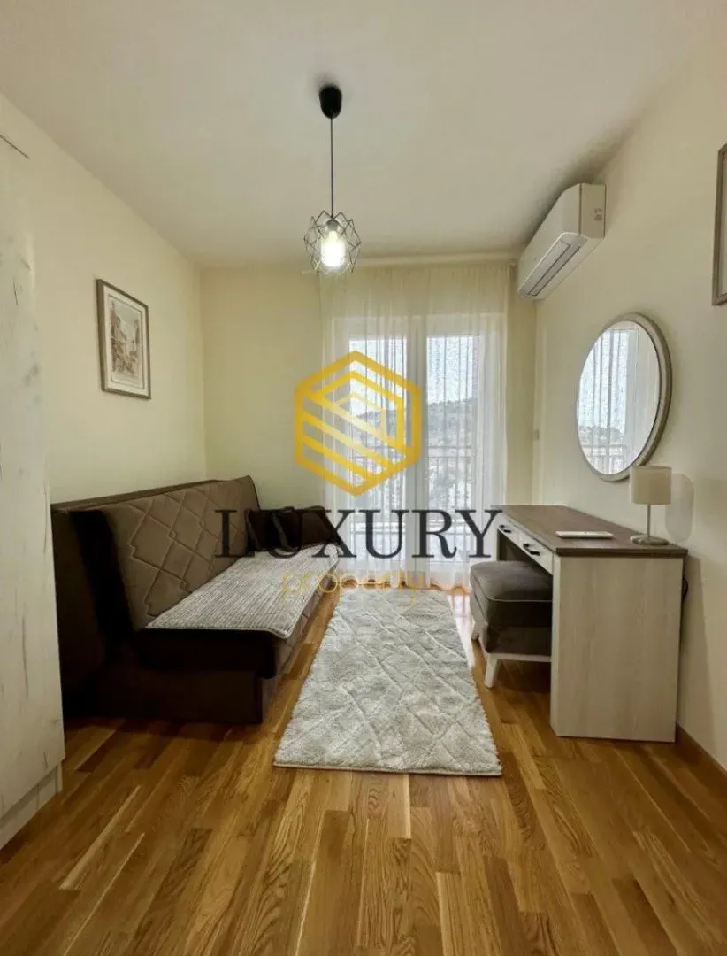 Izdavanje, jednosoban stan, 57m², Zagorič, Podgorica