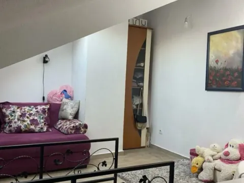 Izdavanje, trosoban stan, 90m², Seljanovo, Tivat - image 3