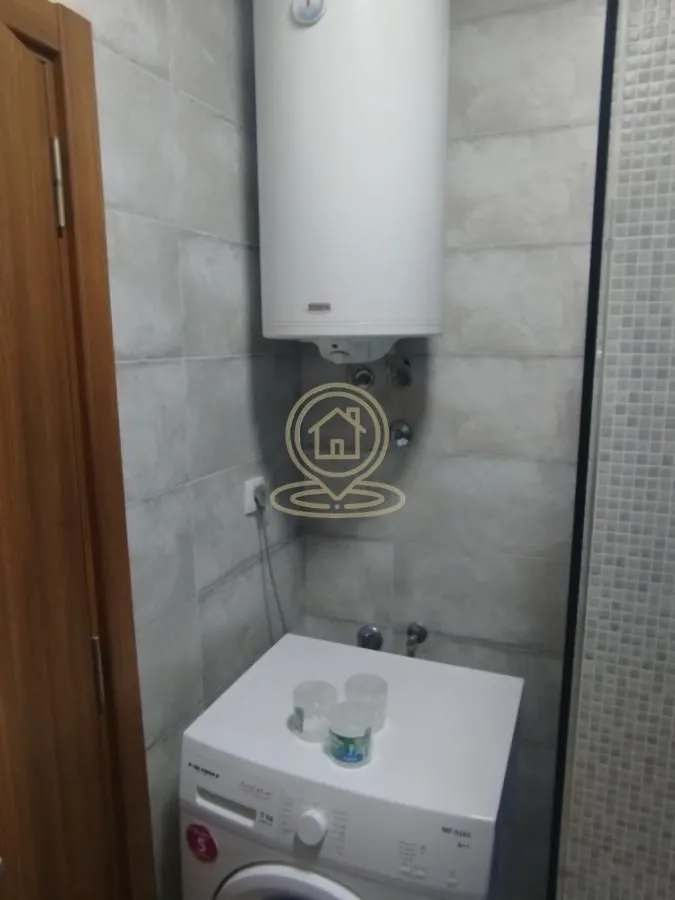 Izdavanje, dvosoban stan, 60m², Savski Venac, Beograd