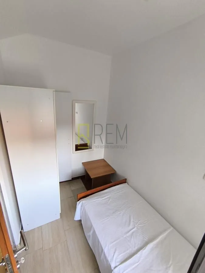 Prodaja, dvosoban stan, 78m², Tivat, Crna Gora