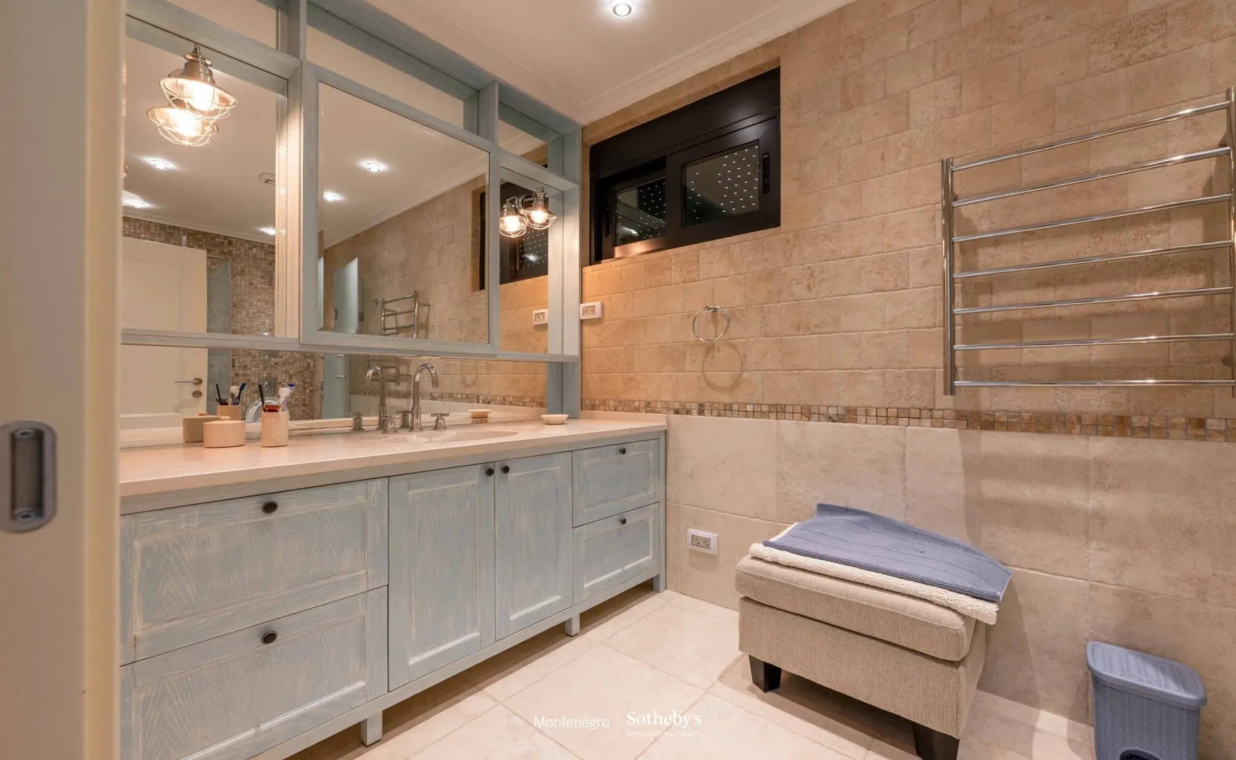 Prodaja, kuća, 326m², Stoliv, Kotor