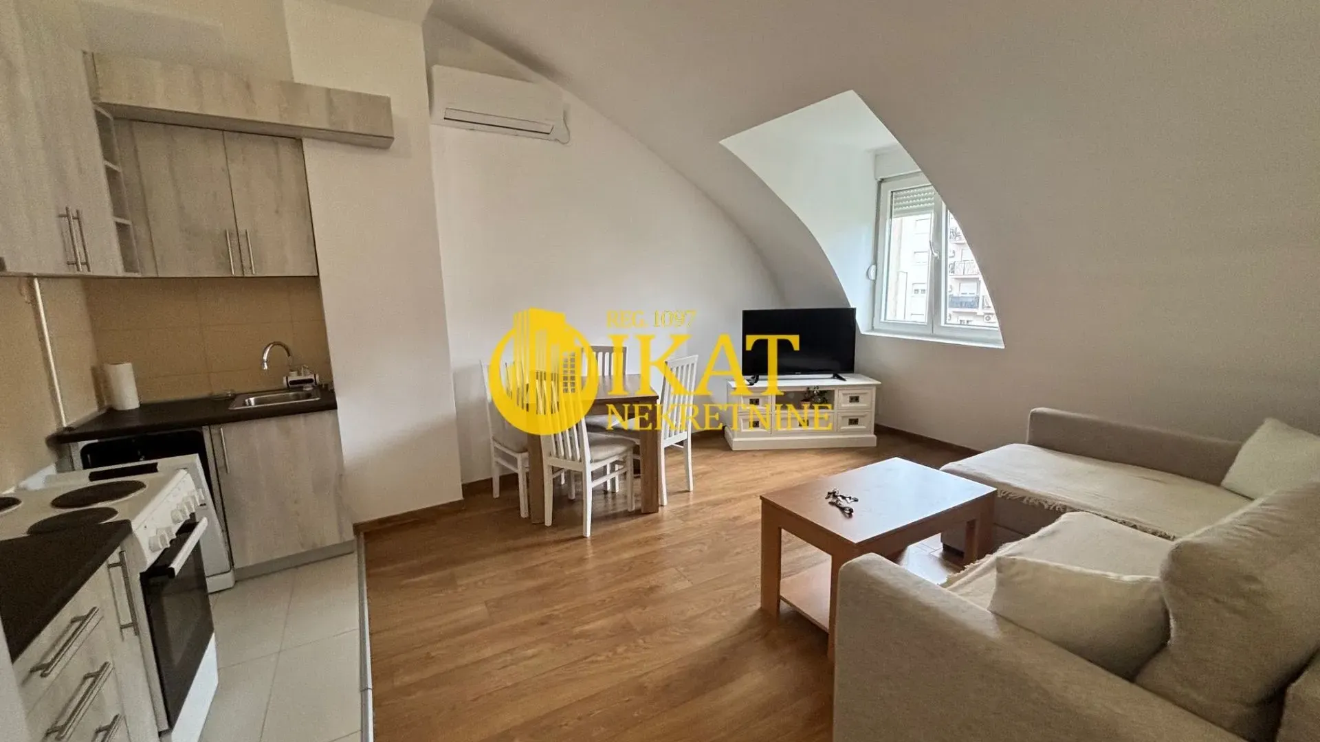 Prodaja, jednosoban stan, 35m², Vojvode Vlahovica, Beograd