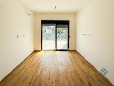 Prodaja, jednosoban stan, 38m², Donja Gorica, Podgorica - image 3