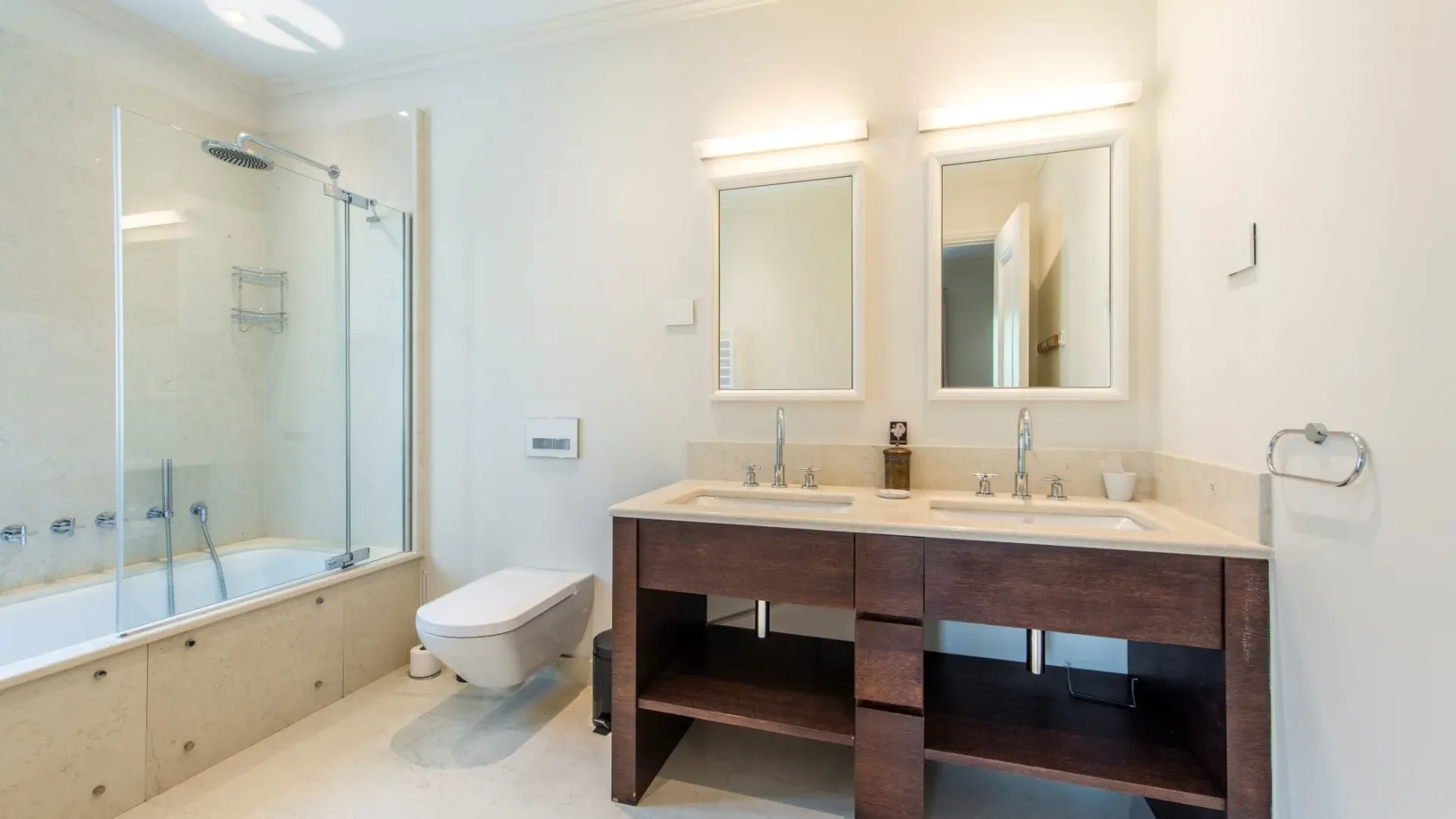 Prodaja, dvosoban stan, 152m², Porto Montenegro, Tivat