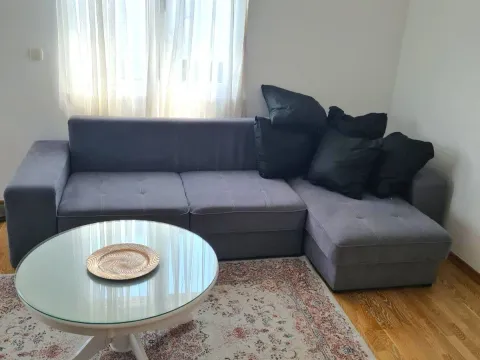 Rent, two bedroom apartment, 60m², Dalmatinska ulica, Podgorica - image 2