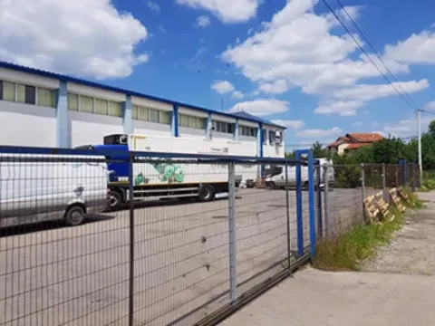 Izdavanje, poslovni prostor, 750m², Altina, Beograd - image 4