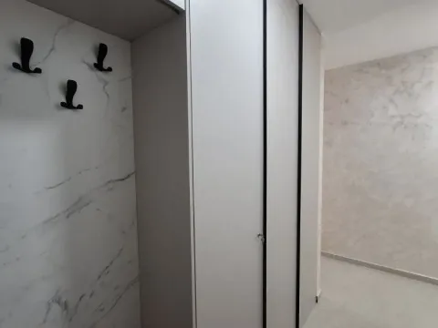 Sale, two bedroom apartment, 71m², Bečići, Budva - image 8