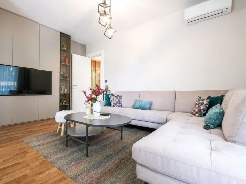 Sale, two bedroom apartment, 70m², Dumidran, Tivat - image 22