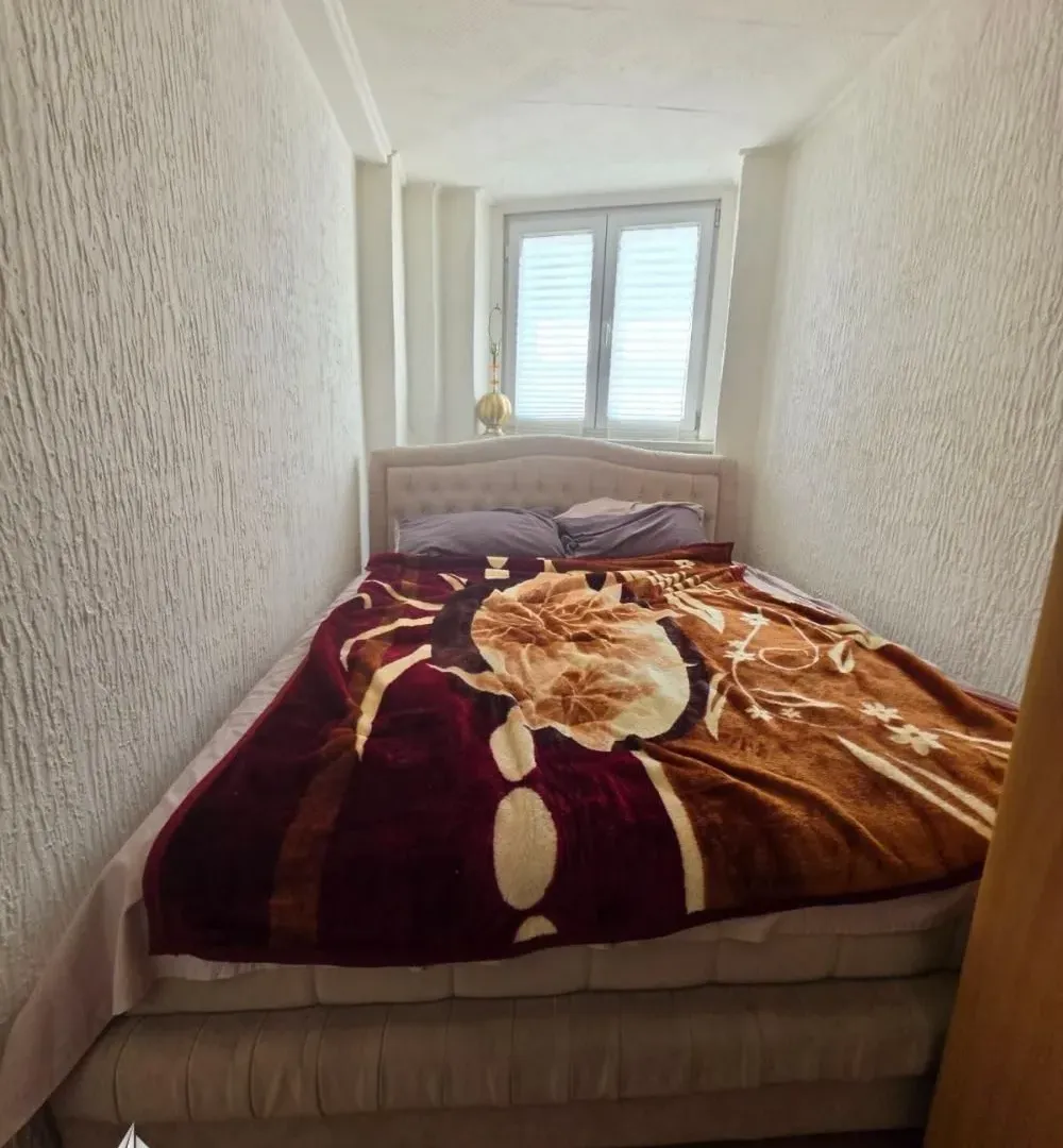 Izdavanje, jednosoban stan, 28m², Vračar Hram, Vračar Sve Podlokacije