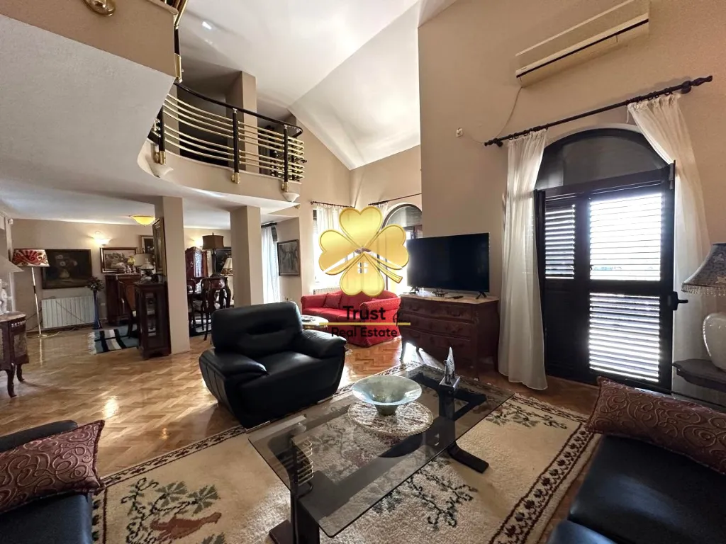 Rent, apartment, 280m², Gorica C, Podgorica
