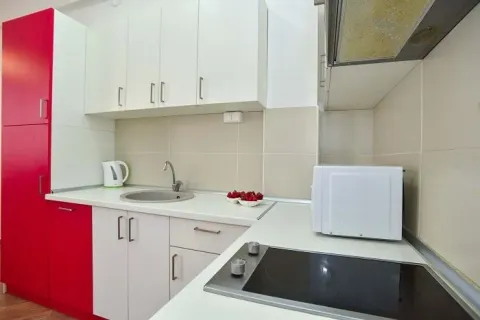 Rent, two bedroom apartment, 89m², Centar, Budva - image 18