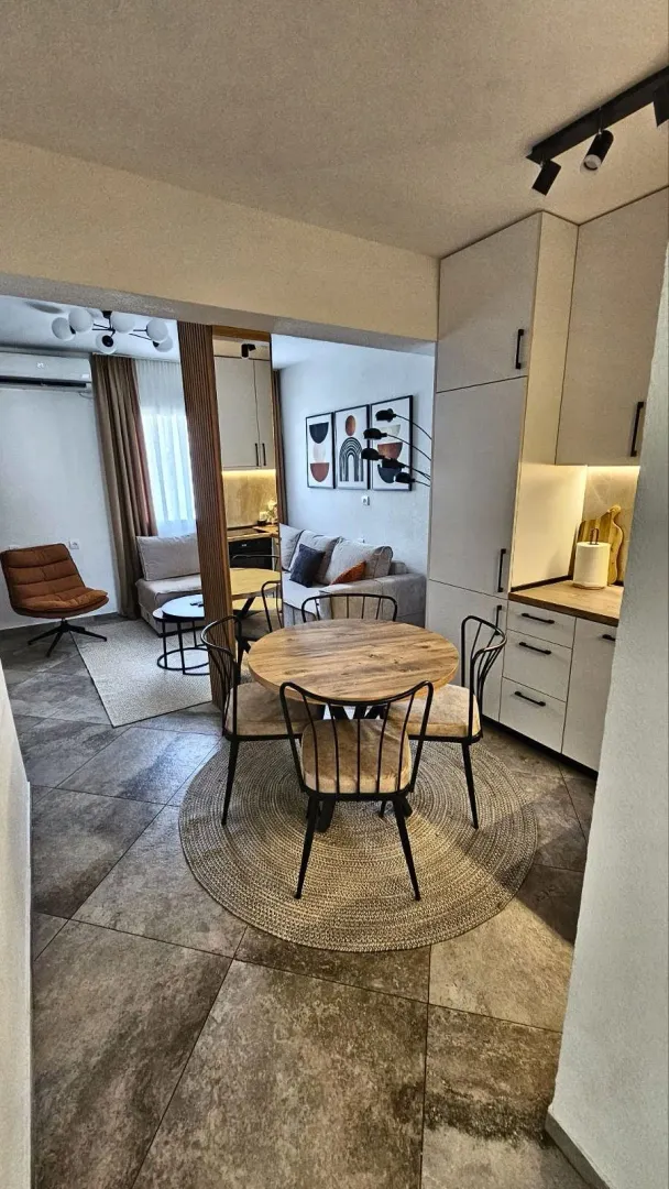 Rent, two bedroom apartment, 52m², Tivat, Crna Gora