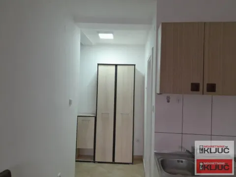 Rent, studio apartment, 27m², Salajka, Novi Sad Sve Podlokacije - image 6