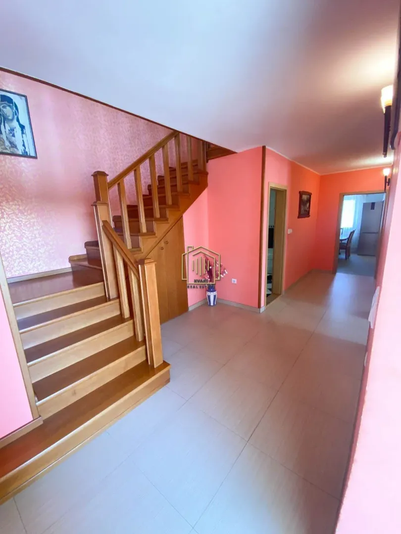 Rent, two bedroom apartment, 90m², Tološi, Podgorica
