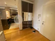 Izdavanje, trosoban stan, 95m², Savski Venac, Beograd - image 12