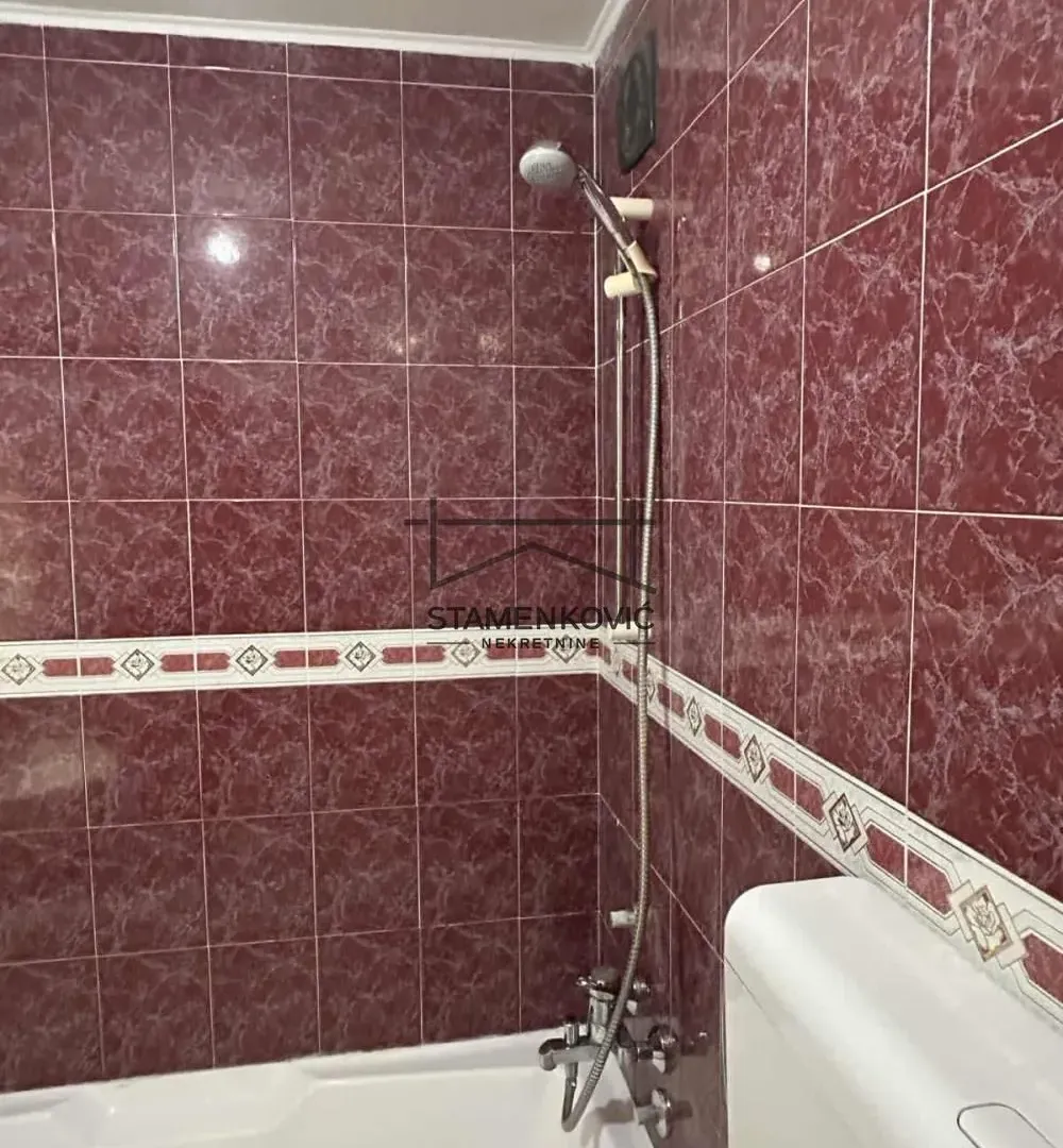 Prodaja, dvosoban stan, 63m², Nova Detelinara, Novi Sad Sve Podlokacije