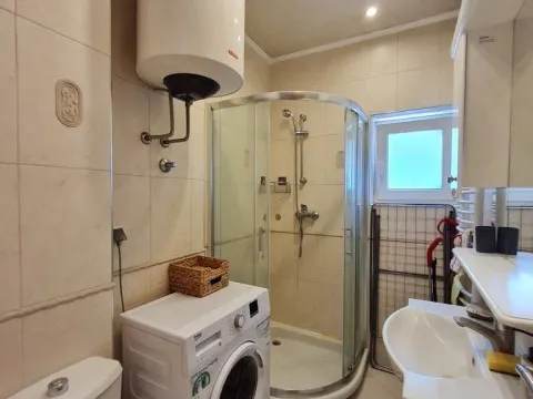 Izdavanje, jednosoban stan, 25m², Vračar, Šid - image 13