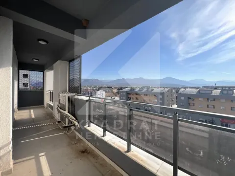 Prodaja, trosoban stan, 104m², Stari Aerodrom, Podgorica - image 16