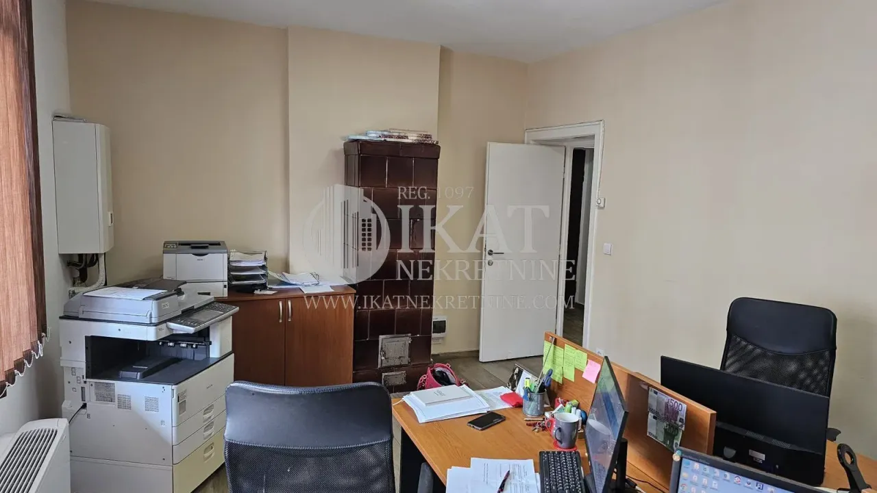 Izdavanje, trosoban stan, 80m², Južni Bulevar, Vračar Sve Podlokacije