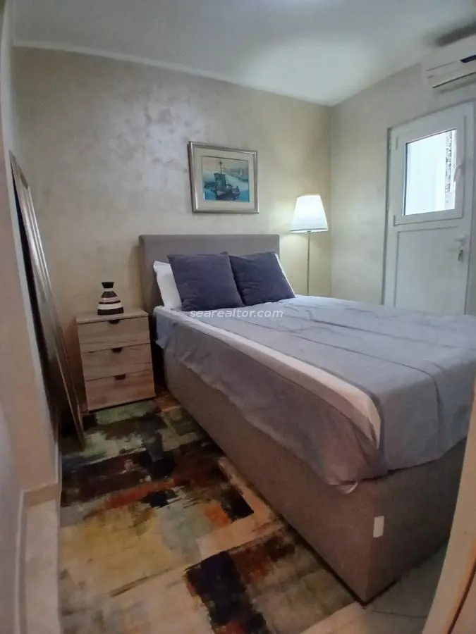 Prodaja, dvosoban stan, 54m², Dobrota, Kotor