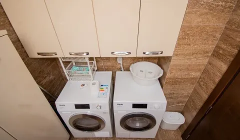 Rent, two bedroom apartment, 140m², Preko Morače, Podgorica - image 11