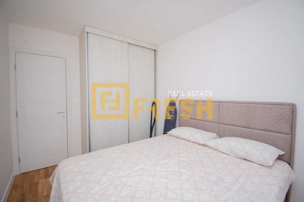 Rent, one bedroom apartment, 40m², Pobrežje, Podgorica