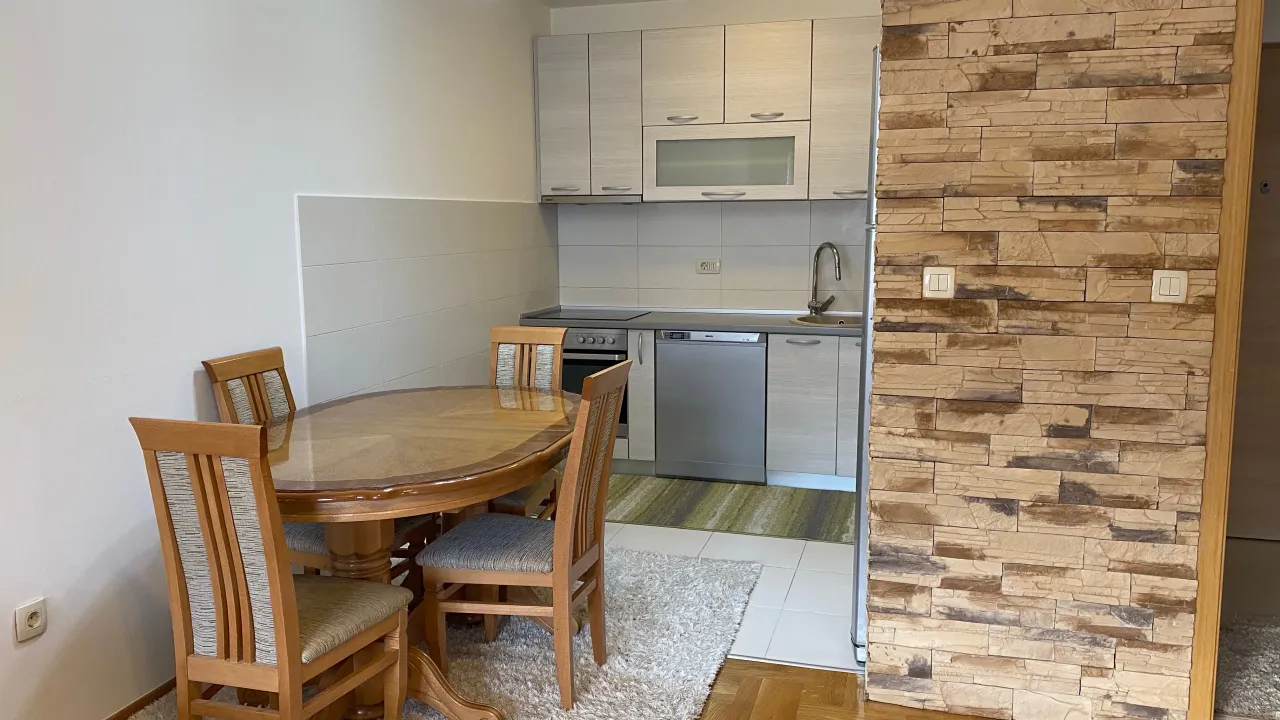 Rent, one bedroom apartment, 45m², Stari Aerodrom, Podgorica