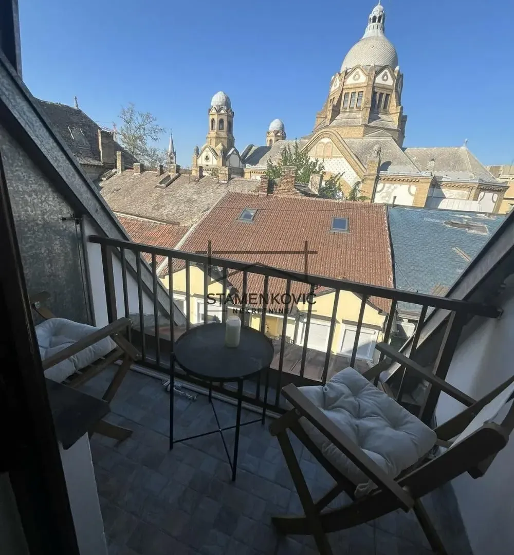 Prodaja, jednosoban stan, 32m², Centar, Novi Sad