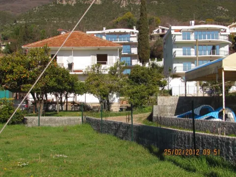 Izdavanje, dvosoban stan, 47m², Đenovići, Herceg Novi - image 8