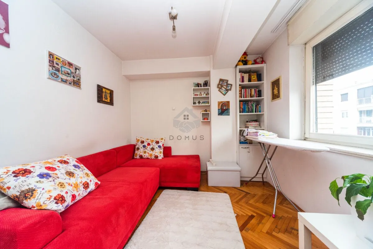 Prodaja, trosoban stan, 120m², Centar, Podgorica