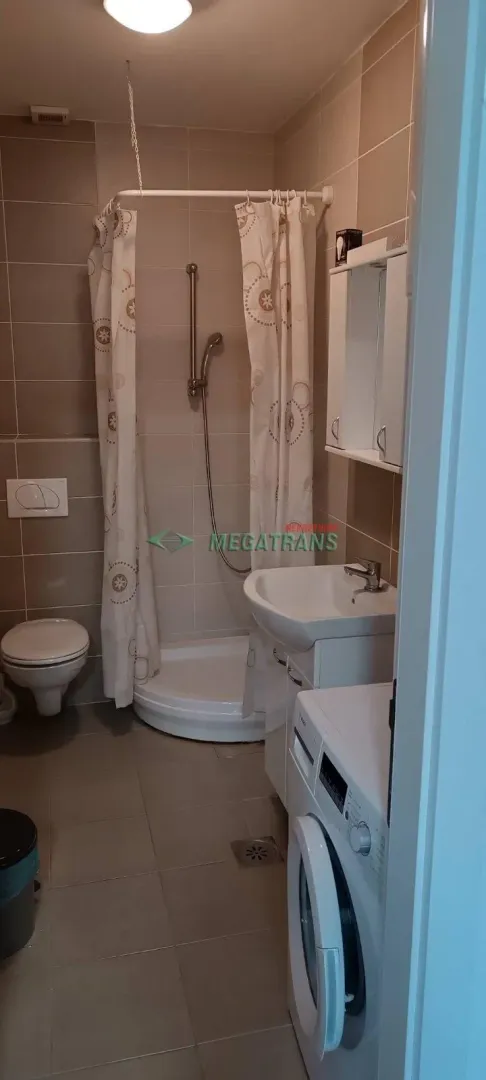 Izdavanje, jednosoban stan, 30m², Adamovićevo Naselje, Novi Sad Sve Podlokacije