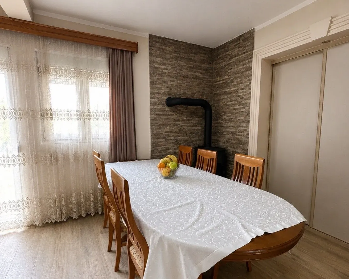 Prodaja, kuća, 125m², Murtovina, Podgorica