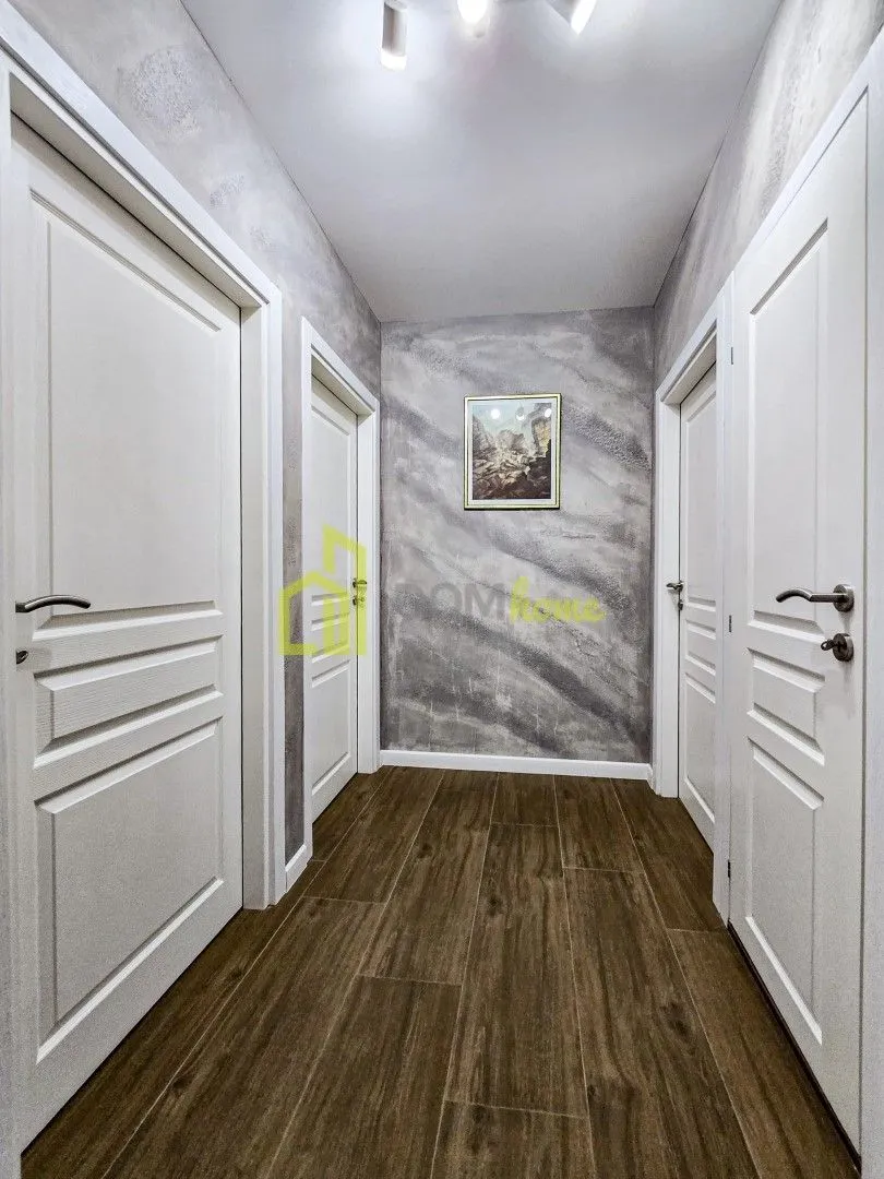 Prodaja, trosoban stan, 74m², Pobrežje, Podgorica