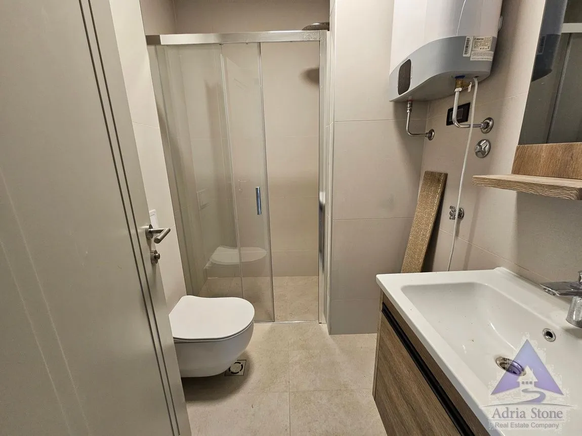 Prodaja, jednosoban stan, 77m², Rafailovići, Budva
