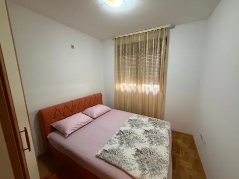 Rent, one bedroom apartment, 45m², Stari Aerodrom, Podgorica - image 6