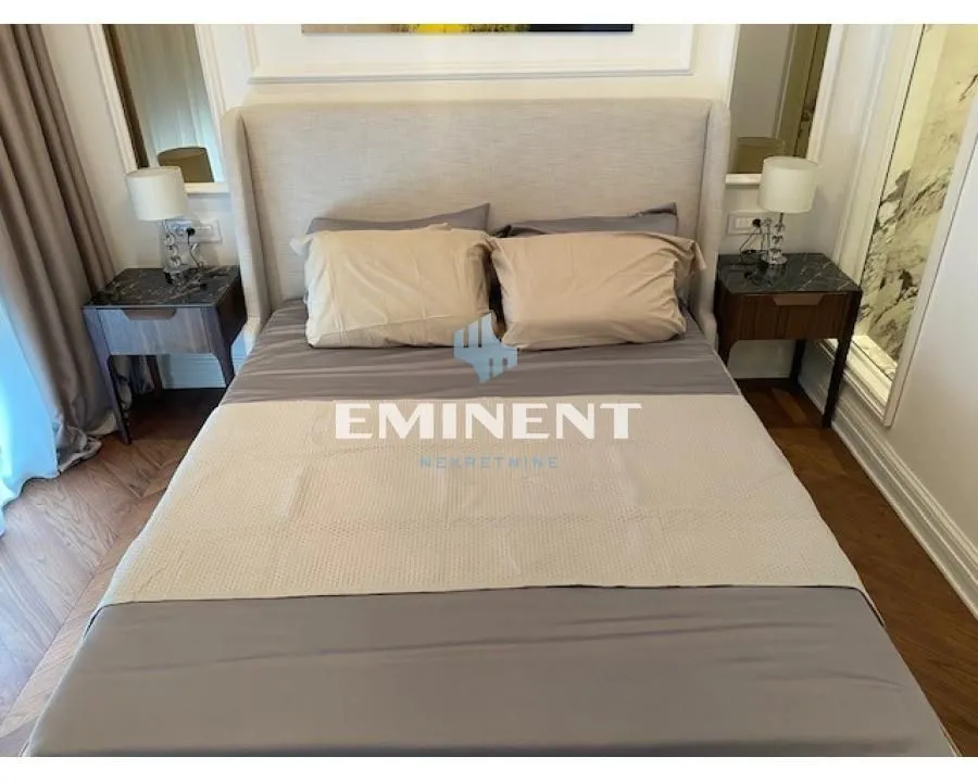 Rent, four bedroom apartment, 125m², Čubura, Beograd