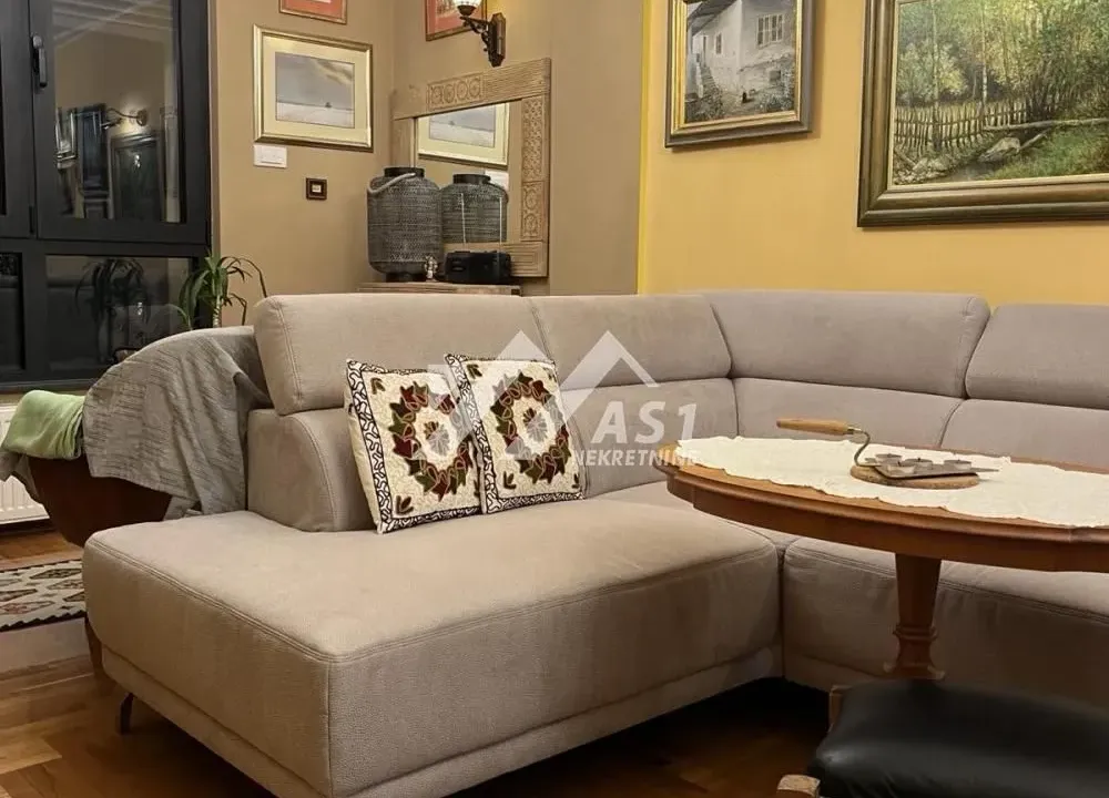 Izdavanje, dvosoban stan, 52m², Grbavica, Novi Sad Sve Podlokacije