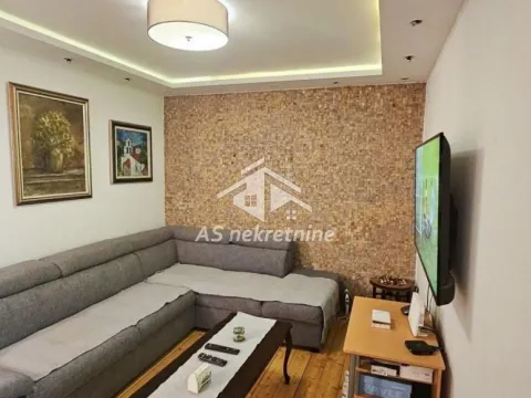 Izdavanje, stan, 64m², Stari Grad, Beograd - image 2