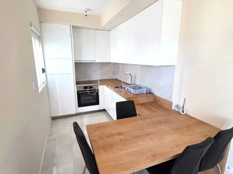 Rent, apartment, 55m², Tivat, Crna Gora - image 4