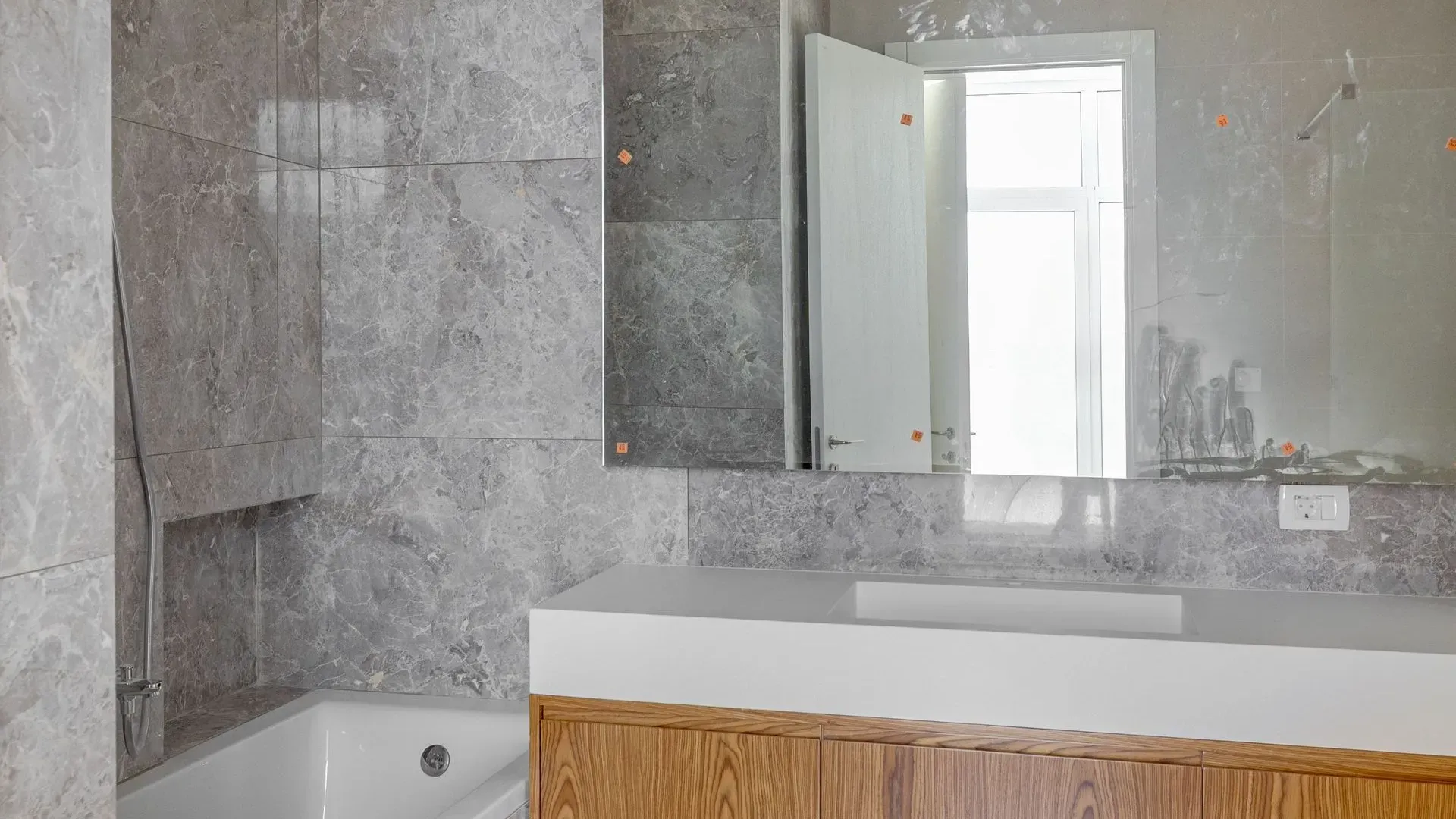 Prodaja, kuća, 328m², Krašići, Tivat