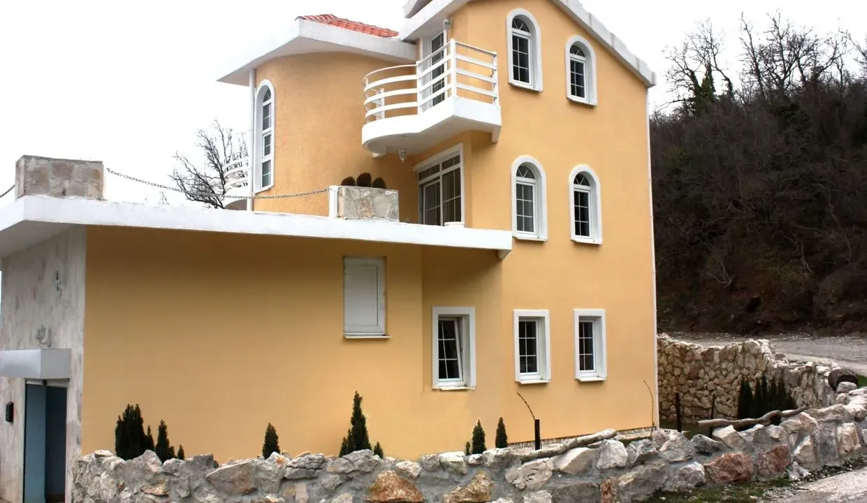 Sale, house, 187m², Markovići, Budva
