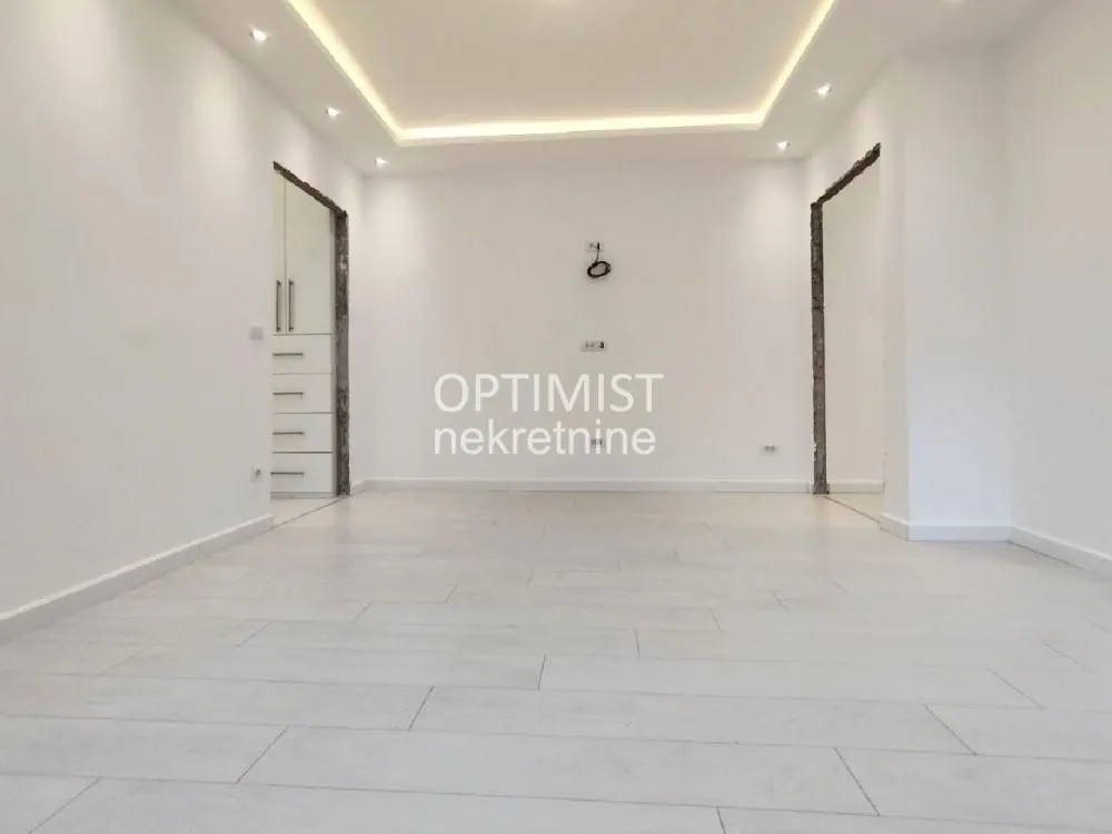 Prodaja, dvosoban stan, 55m², Stari Grad, Beograd
