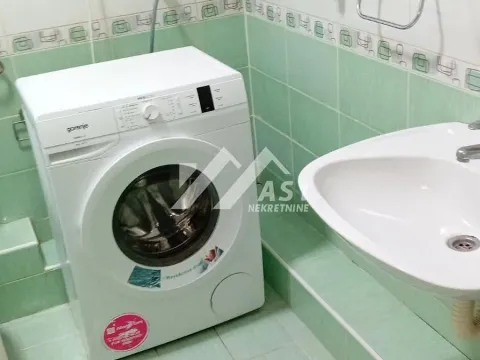 Izdavanje, dvosoban stan, 52m², Podbara, Novi Sad Sve Podlokacije - image 8