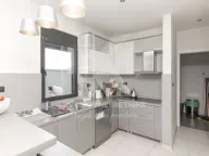 Prodaja, kuća, 250m², Tološi, Podgorica - image 15