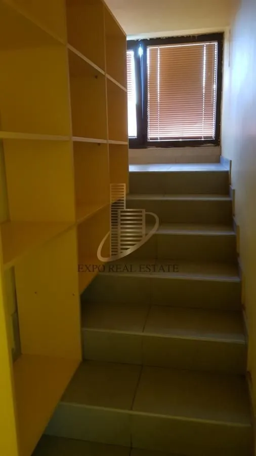 Prodaja, stan, 174m², Sajmište, Novi Sad