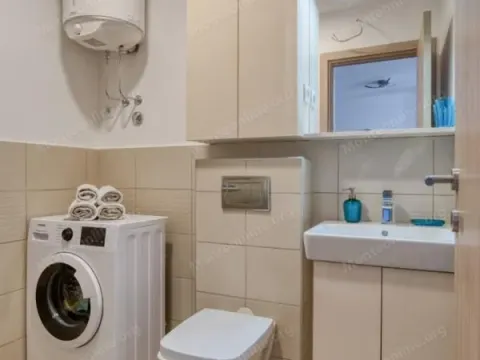 Sale, one bedroom apartment, 44m², Budva, Crna Gora - image 12