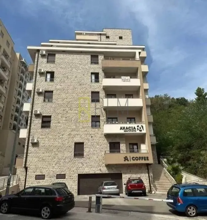 Sale, one bedroom apartment, 47m², Bečići, Budva