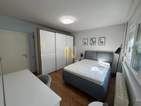Izdavanje, četvorosoban stan, 100m², Stari grad, Novi Sad - image 5